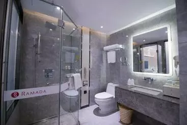 ホテル Ramada Shenzhen Baoan