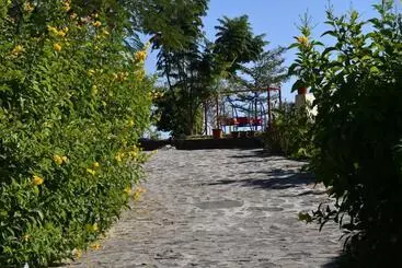 Bed and Breakfast Prime Neelkanth Forest Retreat Resort