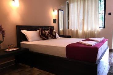 مبيت وإفطار Beach Deluxe Carolina Guesthouse & Villa