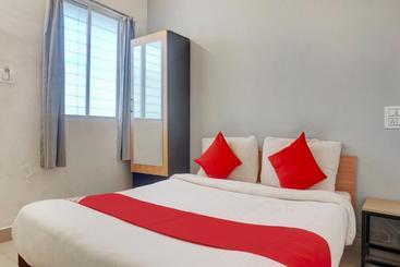 Hotel Oyo Pun1356  Novel In