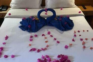 هتل Les Jardins Du Flamboyant