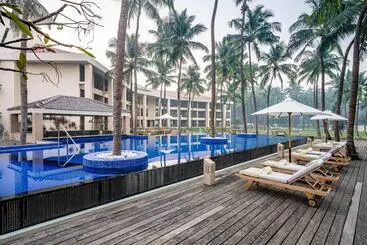 Otel Silver Waves Resort & Spa Daman