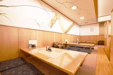 旅館 Nayoro Onsen Sunpillar