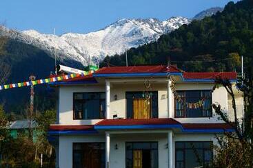 הוסטל The Bunker Bir