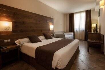 هتل Magic La Massana by Nexta