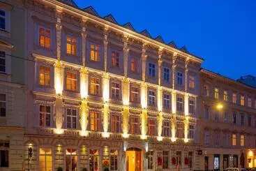 호텔 The Levante Rathaus Apartments