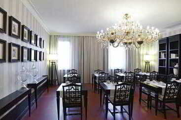 ホテル Santa Maria Foris