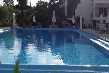 Angela Hotel and Apartments