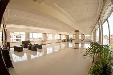 فندق Villa Las Margaritas Caxa