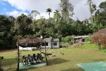 Farm Guest House Hostel