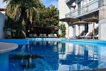 Hôtel Kanelli Beach