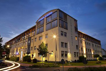 Отель Flemings Conference  Frankfurt