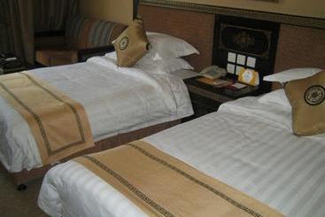 בית מלון כפרי Brahmaputra Grand