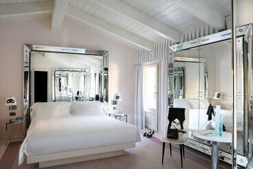 هتل Palazzina Grassi