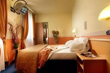 בית מלון כפרי & Residence Roma