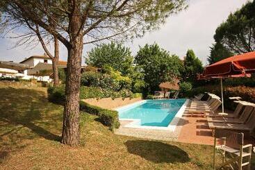 فندق Tenuta Il Burchio