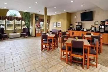 ホテル Stay Beyond Inn & Suites