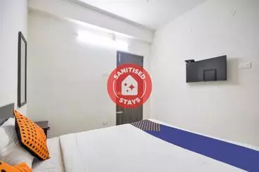 Hotel Spot On 77506 Sun Residency