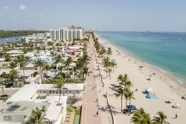 Huoneistohotelli The Marlin Beachside