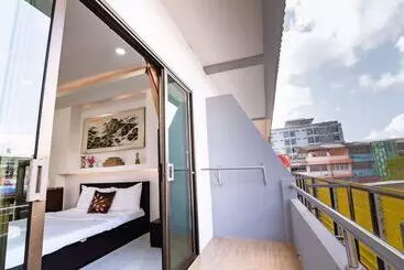 Hotel Oyo 75377 Check In House