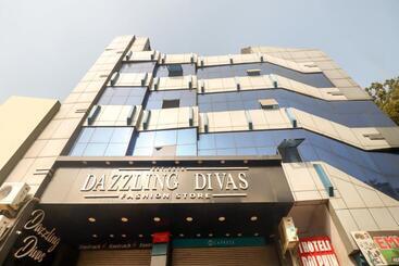 هتل Super Collection O Dolphin