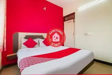 Hotel Oyo 71679 Bmr Guest House