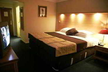 Отель Osterley Park Group Ltd Osterley Park