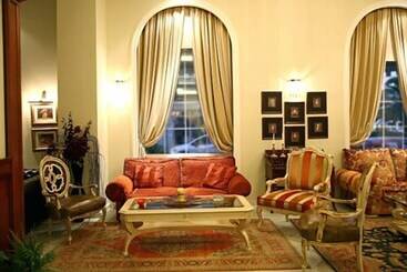 ホテル Nafsika Palace Delphiitea