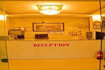 Hotel Metro Lodge Charminar