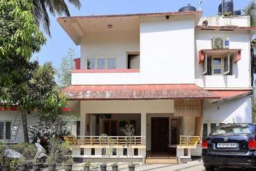 Pensione Oyo 78548 Amare Homestay