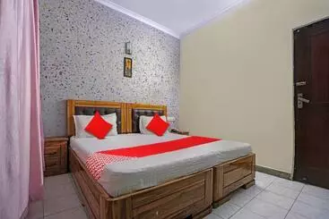 Hotel Oyo Bly115 Bonzer