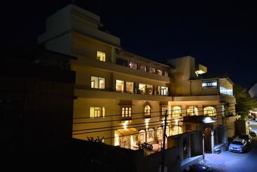Otel Clarks Inn Jodhpur