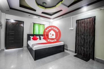 Hotelli Oyo 77880 Flagship Victoria Villa