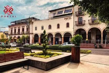 Hotel Portal & Suites