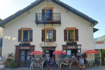 ベッドアンドブレックファースト Gite Le Pelens