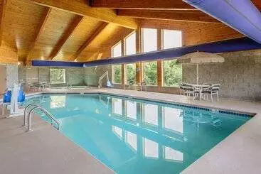 호텔 Americinn By Wyndham Republic