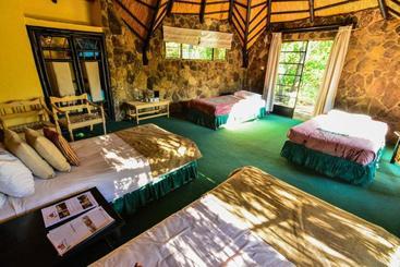 酒店 Rainbow Matobo Hills Lodge