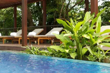 Amara Sanctuary Resort Sentosa