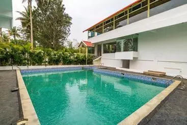 Resort Treebo Trend Coorg Dew Drops