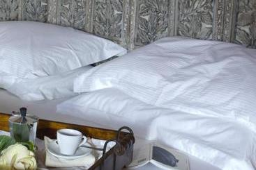 בית מלון כפרי Podere Conti