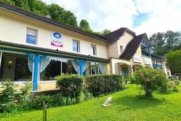 ホテル Fasthôtel Oloron Hostellerie Du Paon Blanc