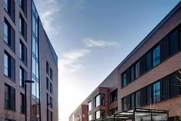 هتل آپارتمان Highfield House