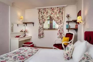 ホテル Adalya Port