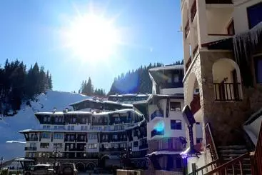 Hotelli Grand Monastery  Apartments