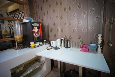 ホテル Jps Residency