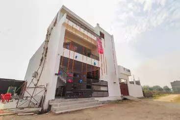 Hôtel Oyo 61177  Pratap Inn