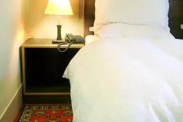 Ikraam Inn Bed & Breakfast