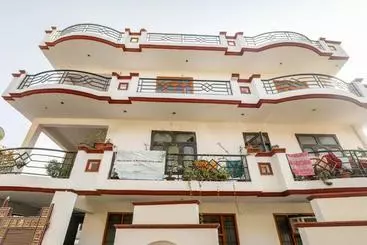 Hotel Oyo Lck1245 Classio