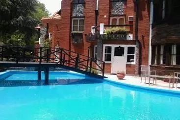 ホテル San Remo Villa Corral Apart