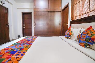 Fabhotel Home Tree Service Apartment   Nr Anna Tower